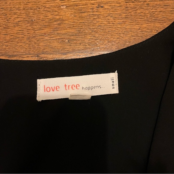 Black chiffon pocket blouse - Picture 5 of 6